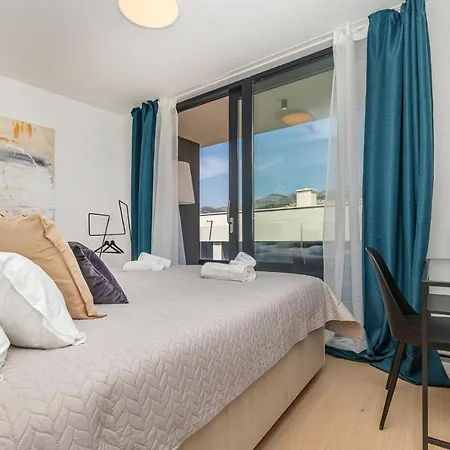 Sunny Lol Port In The Centre Appartement *