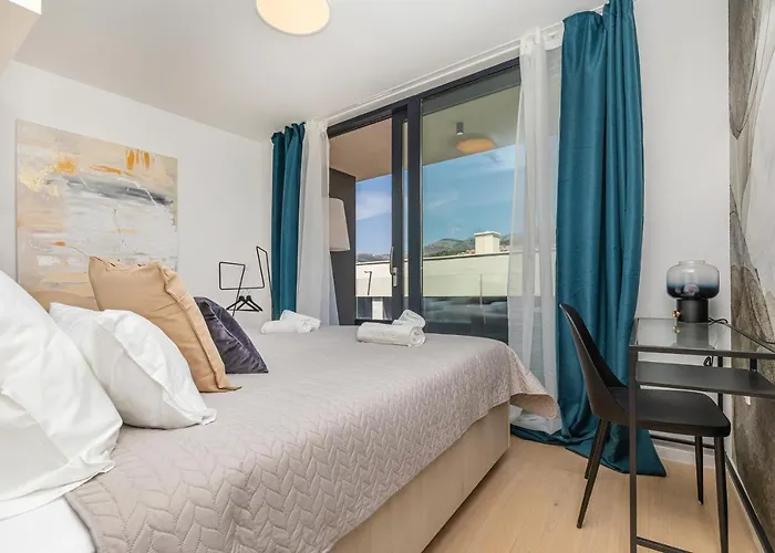 Sunny Lol Port In The Centre 아파트 *