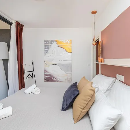 Sunny Lol Port In The Centre Apartamento *