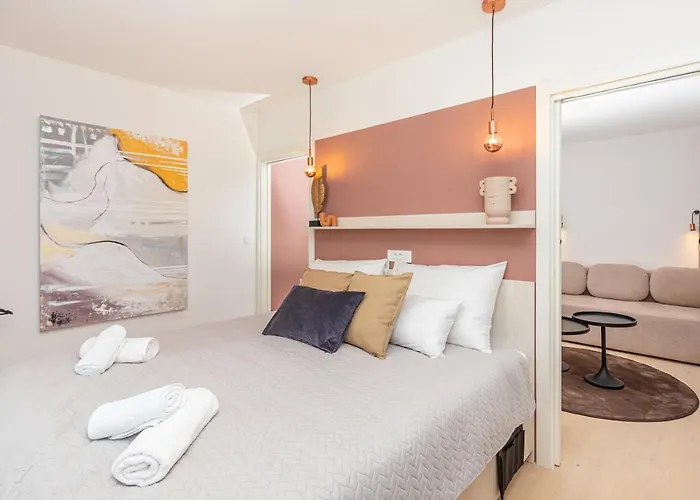 Daire Sunny Lol Port In The Centre