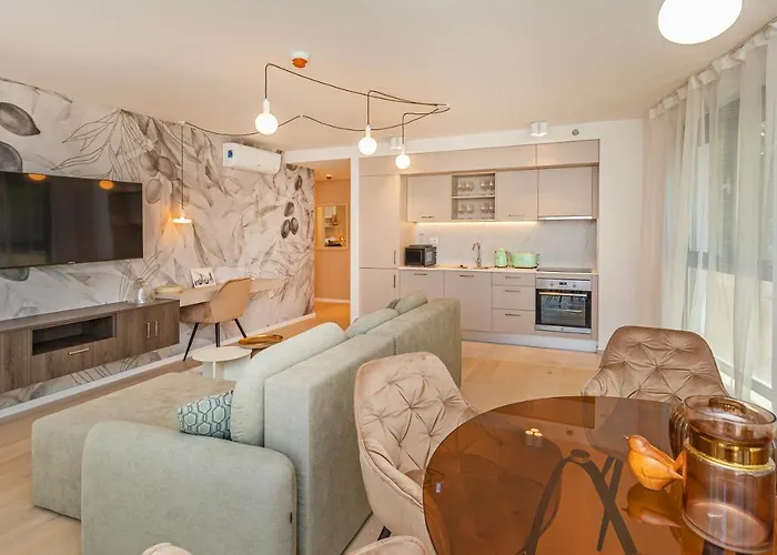 Sunny Lol Port In The Centre * Dubrovnik