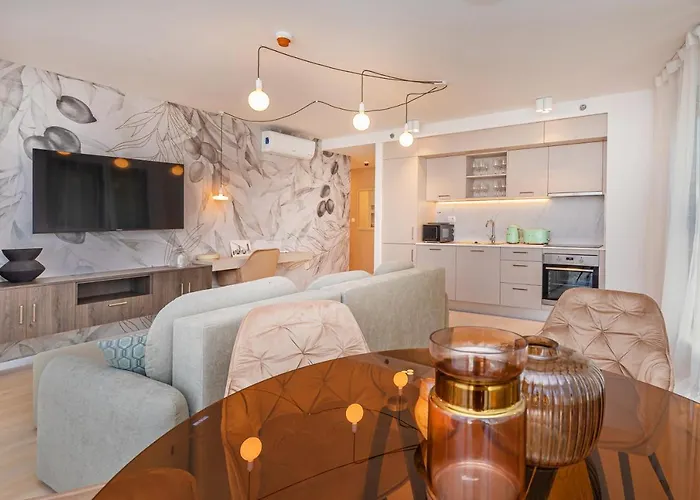 Daire Sunny Lol Port In The Centre